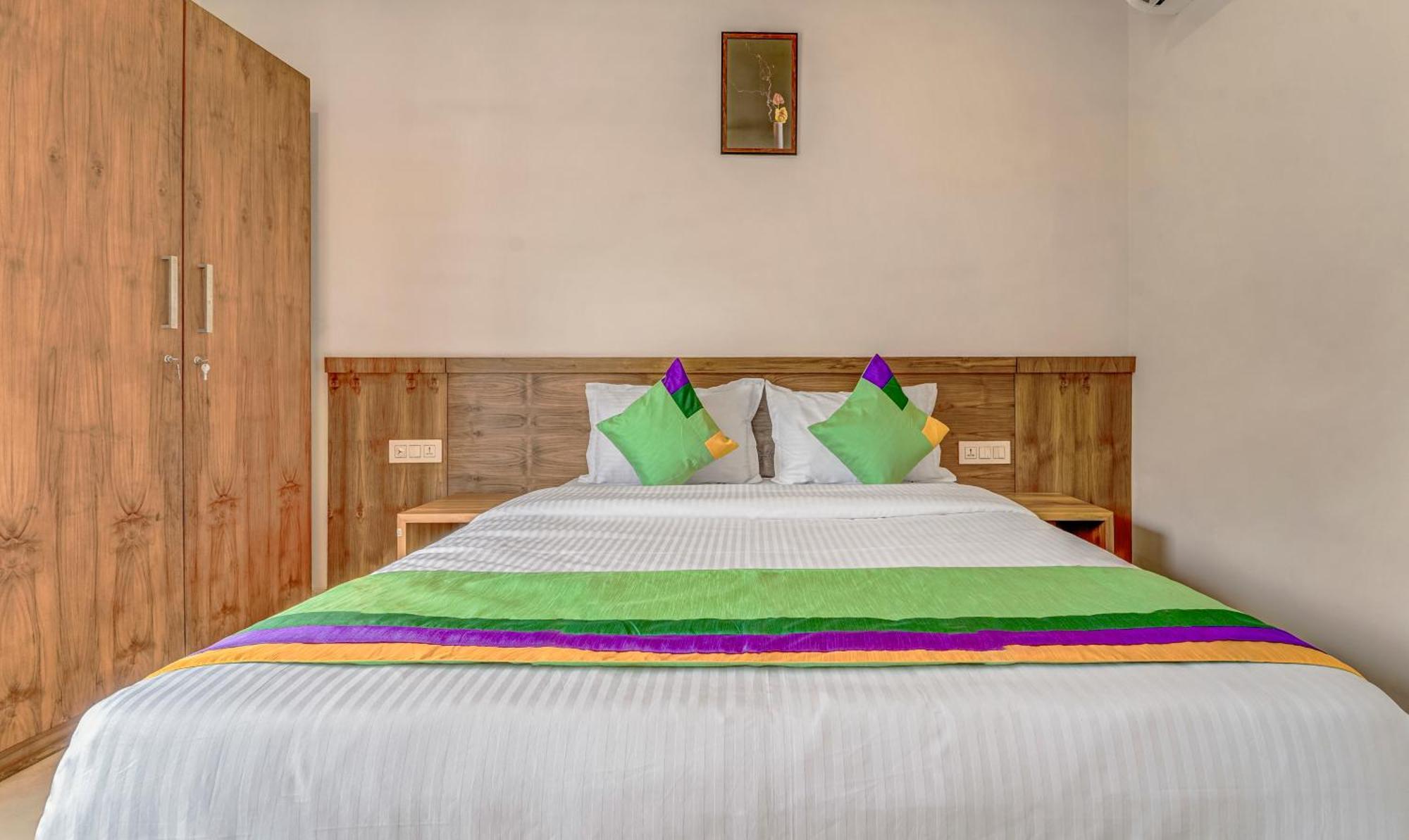 Treebo Regalia Inn Civil Station كالباتّا المظهر الخارجي الصورة